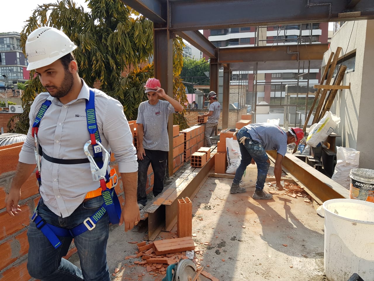 f608dd16-06a4-43dc-85ef-5cc8fad88051 f608dd16-06a4-43dc-85ef-5cc8fad88051